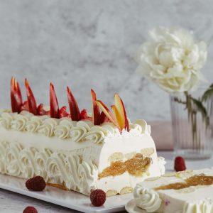 Rulada pannacotta cu măr